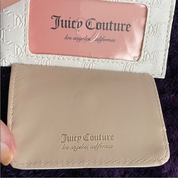 Juicy Couture White Key & Card Holder - Picture 4 of 7